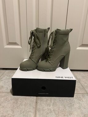 Nine West Olive Lace-Up Chunky Heel Ankle Boots